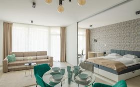 Párizs Garden Hotel